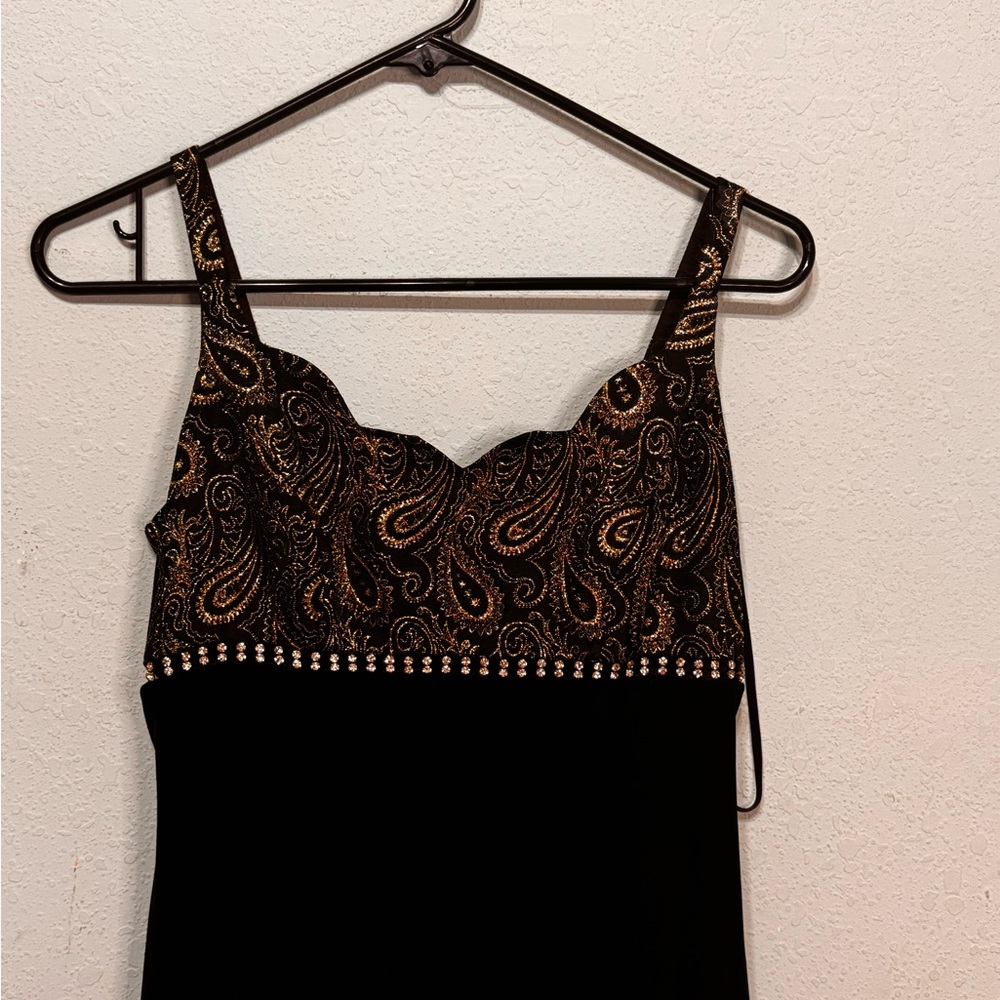Black and Gold Velvet Maxi Dress - Picture 2 of 4